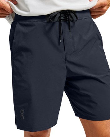 On Performance Hybrid 7.75" Shorts - Men's 7