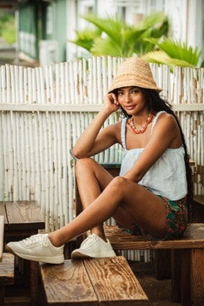 OluKai Kaulele Mesh Sneakers - Women's 5