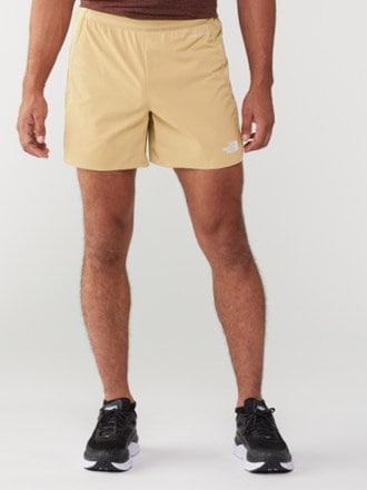 The North Face Summer Light 6" Shorts - Men's 1