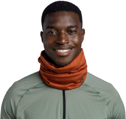 Buff Merino Lightweight Multifunctional Neckwear 1