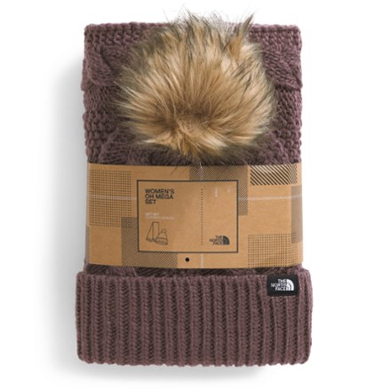 The North Face Oh Mega Hat and Scarf Set - Women's 2