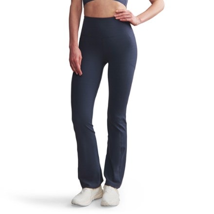 RHONE Revive Flare Leggings - Women's 0