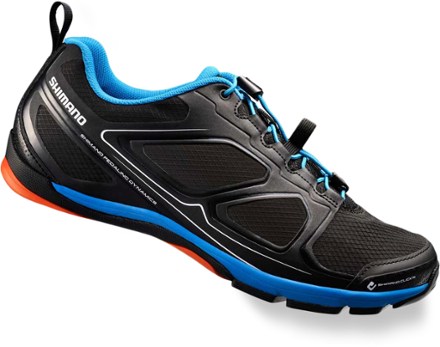 rei bike shoes