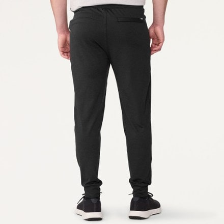 Vuori Ponto Performance Joggers - Men's 2