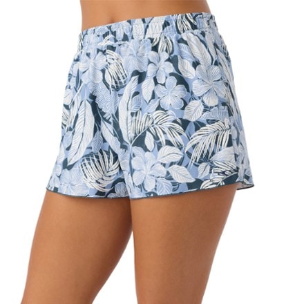 O'Neill Cruising Printed 2" Elastic Board Shorts - Women's 6