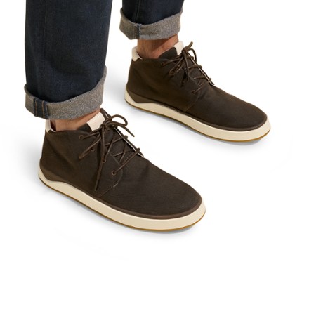 OluKai Papaku Chukka Boots - Men's 4