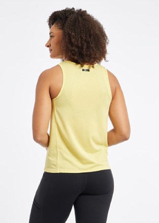 Oiselle Flyout Trail Tank Top - Women's 1