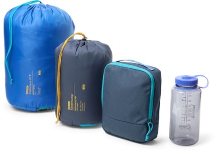 REI Co-op Kids' Overnight Bundle Stuff sack (32oz bottle not included)