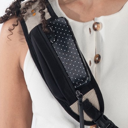 Sherpani Esprit Anti-Theft Sling Bag 8