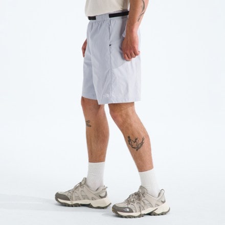 The North Face Class V Pathfinder Belted 9" Shorts - Men's 4