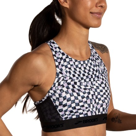 Brooks 3 Pocket Sports Bra 4