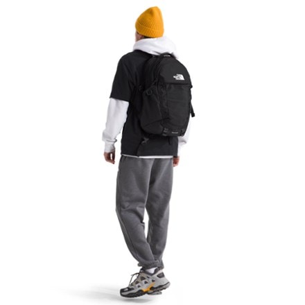 The North Face Recon Pack - Men's 5