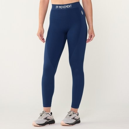 Model info: Height: 5'10" | Waist: 29" | Wearing size: M/L