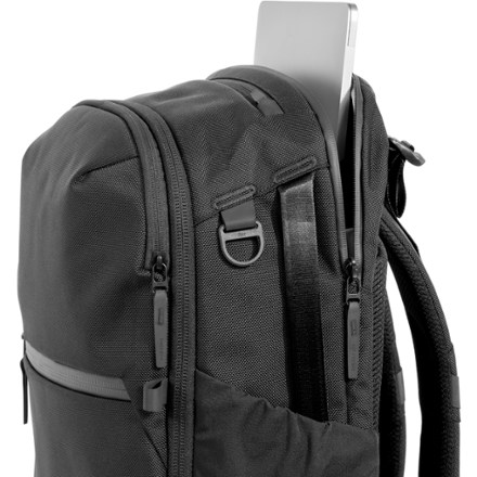 Aer Travel Pack 4 - 35 L 8