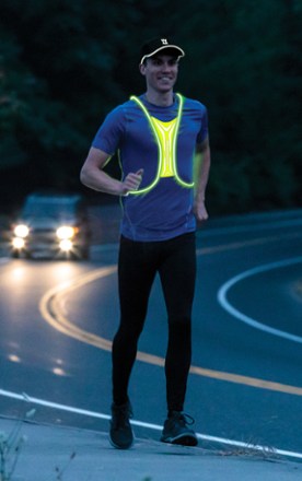 On Running Chaleco Vest Weather Hombre Negro — Tri For Fun