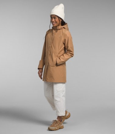 The North Face Woodmont Parka - Women's 2