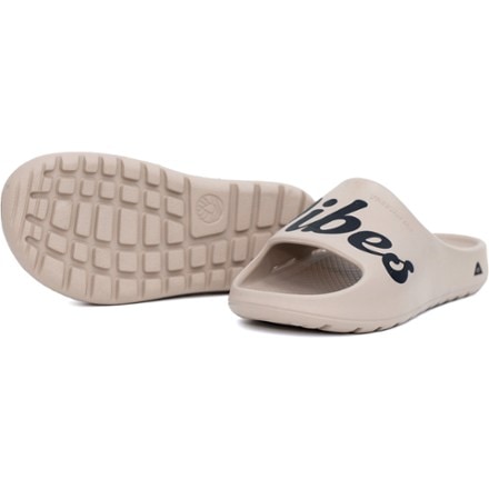 Freewaters Cloud9 Camp Vibes Slide Sandals - Men's 3