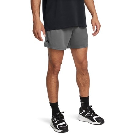 Under Armour Tech Mesh 6" Shorts - Men's 1