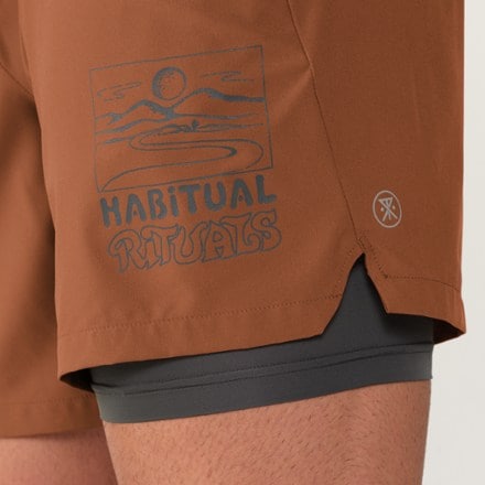 Roark Run Amok Bommer 2.0 Shorts - Men's 7" Inseam 4