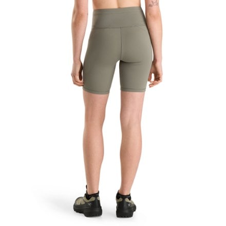 Arc'teryx Essent High-Rise 8" Shorts - Women's 2