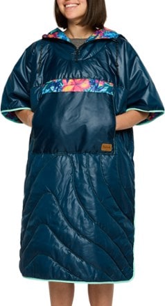 Rumpl Original Puffy Changing Poncho 2