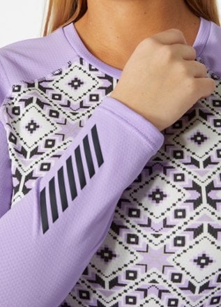 Helly Hansen Lifa Active Graphic Crew Base Layer Top - Women's 4