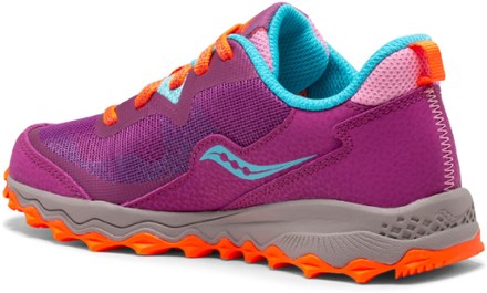 girls trail running shoes