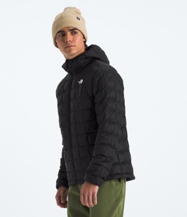 The North Face ThermoBall Eco Insulated Hoodie 2.0 - Men's 4