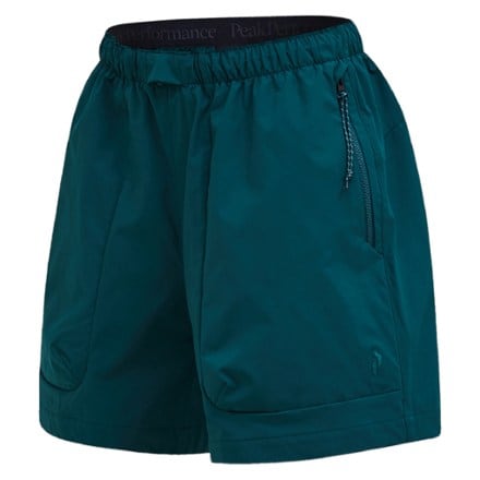 Peak Performance Outdoor Cargo Shorts - Women's 2