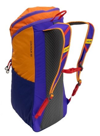 ALPS Mountaineering Contour 30 Pack 1