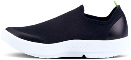 OOFOS OOmg eeZee Low Shoes - Women's 1