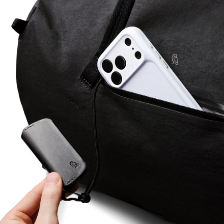 Bellroy Venture Ready Duffel 55L 7