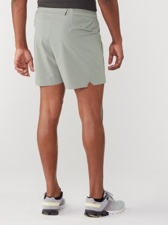 Arc'teryx Norvan 5" Shorts - Men's 2