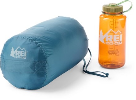 REI Co-op Radiant 20 Sleeping Bag - Kids' Stuff sack (32oz bottle not included)