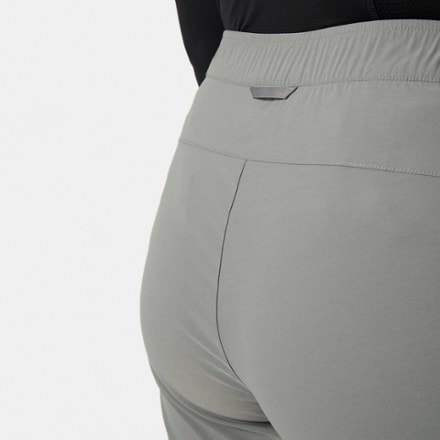 Helly Hansen Elv Light Tur Shorts - Women's 4