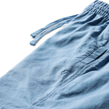 VISSLA Natural Dye Eco 18" Elastic Walkshorts - Men's 2