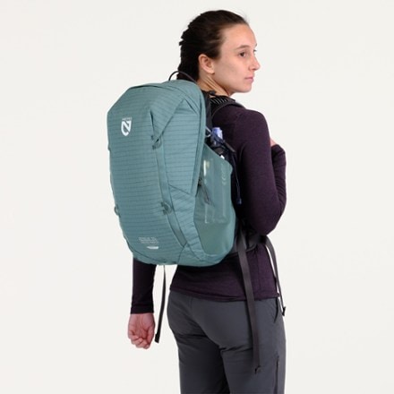 NEMO Resolve 25 L Endless Promise Pack - Women's 7