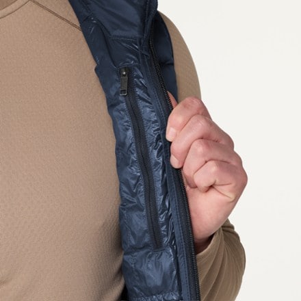 Patagonia Down Sweater Vest - Men's 4