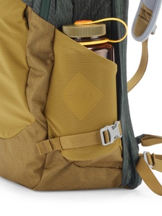 Osprey Nebula 32 Pack 7