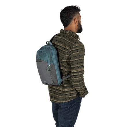 Osprey Nebula Sling 6