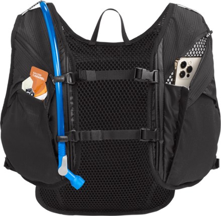 CamelBak Chase Race 4 Hydration Vest - Women's 6