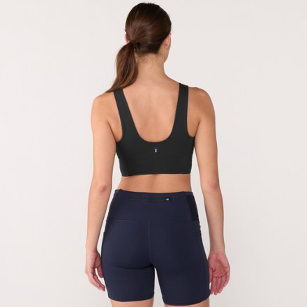 On Core 2-in-1 Crop Tank Top - Women's 2