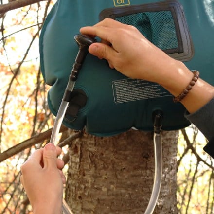 Adventure Ready Solar Shower 20 L 8