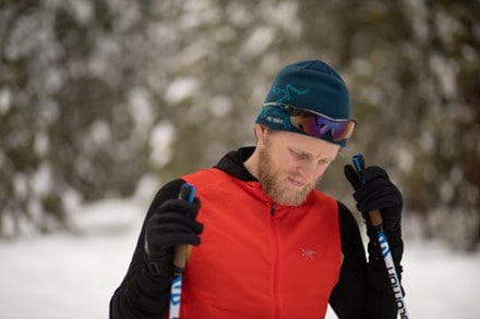 SALOMON-GRAPHIC BEANIE FIERY RED - Bonnet ski