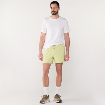 Vuori Kore Shorts - Men's 5" Inseam 3