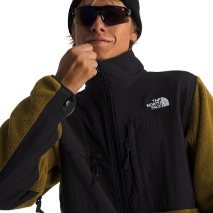 The North Face Retro Denali Jacket - Men's 5