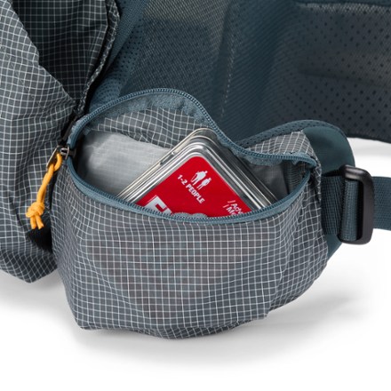 REI Co-op Flash Air 50 Pack - Women's 10