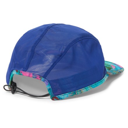 Janji Hatchback Mesh Cap 1