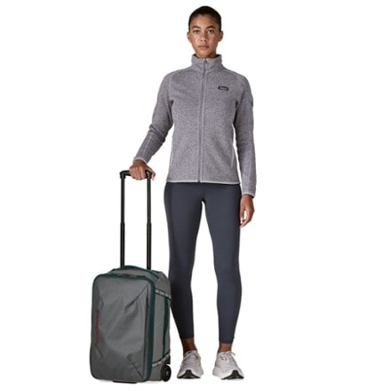 Patagonia Black Hole MLC Wheelie 3