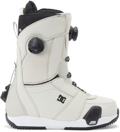 Dc snowboard deals boots sale